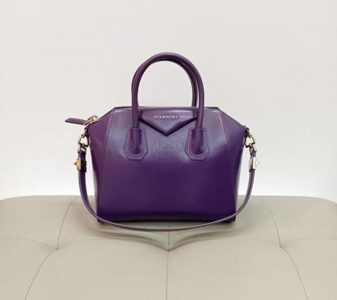 Givenchy discount antigona purple